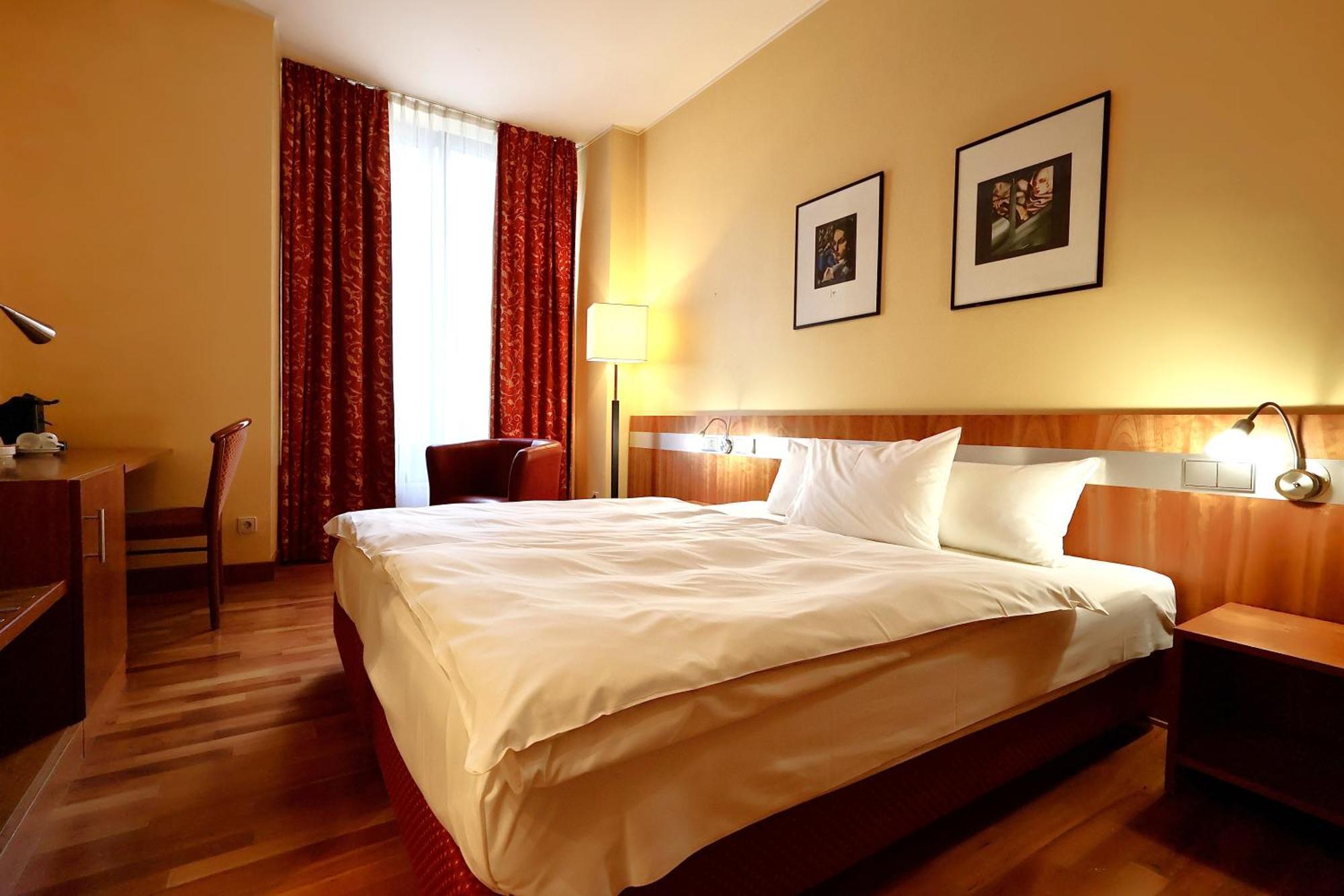Hotel De La Poste Esch-sur-Alzette Dış mekan fotoğraf