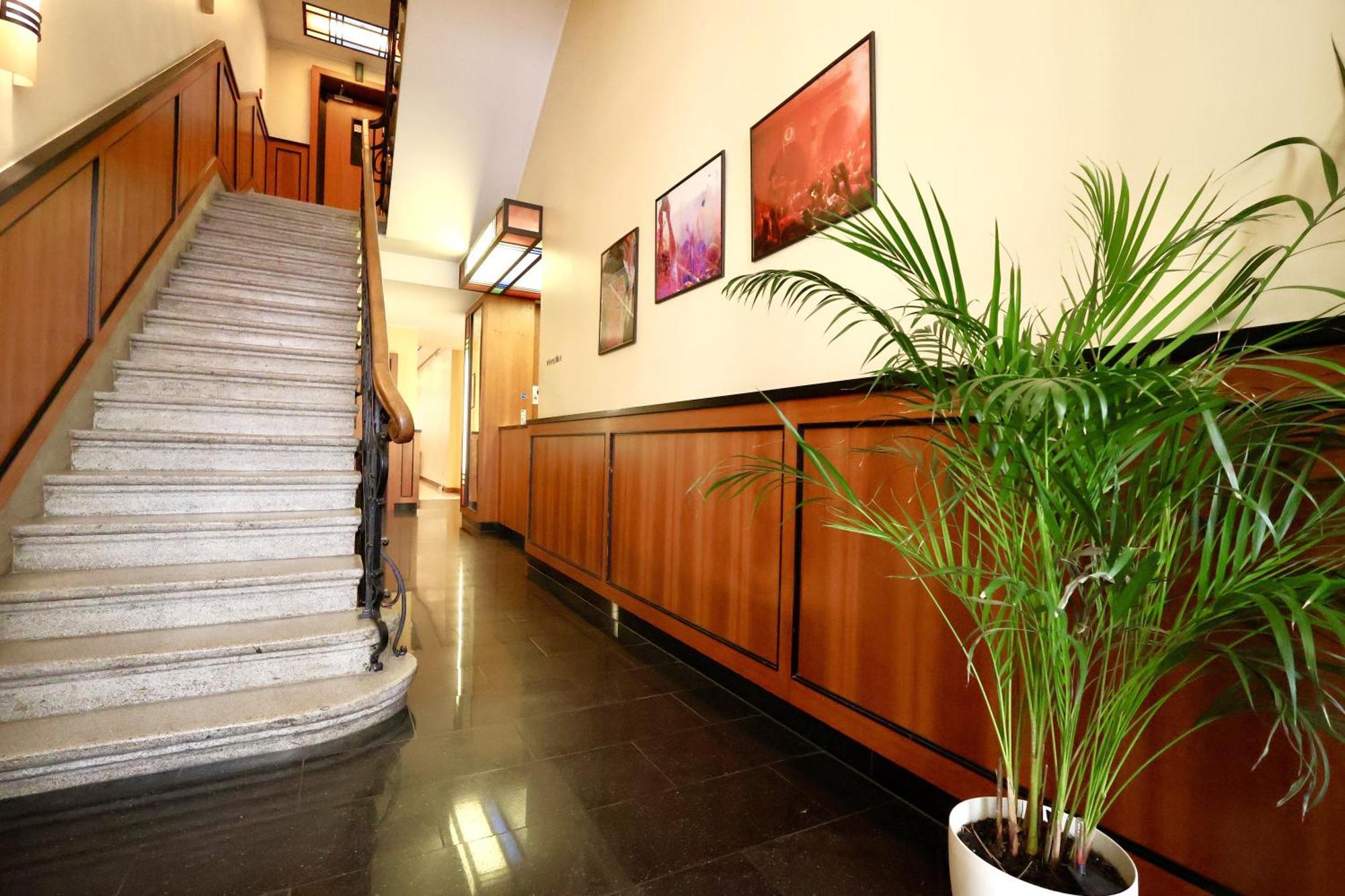 Hotel De La Poste Esch-sur-Alzette Dış mekan fotoğraf